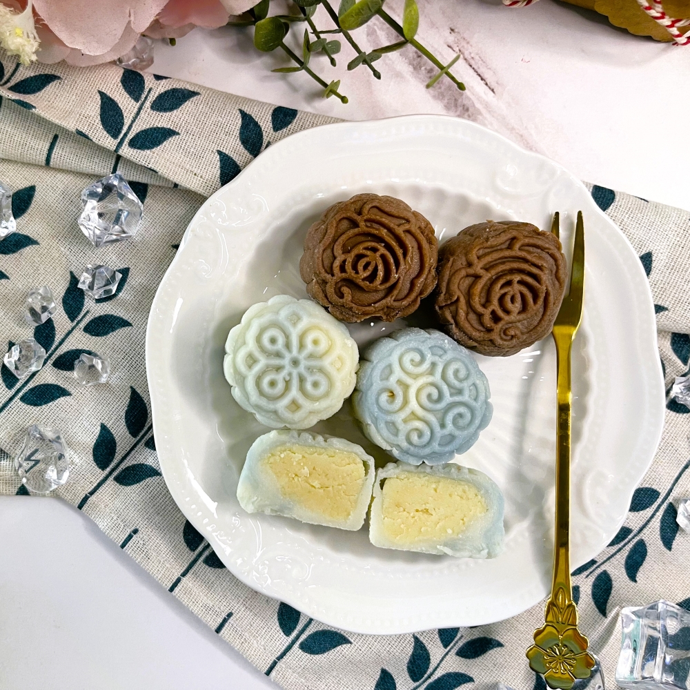 snowskin mooncakes